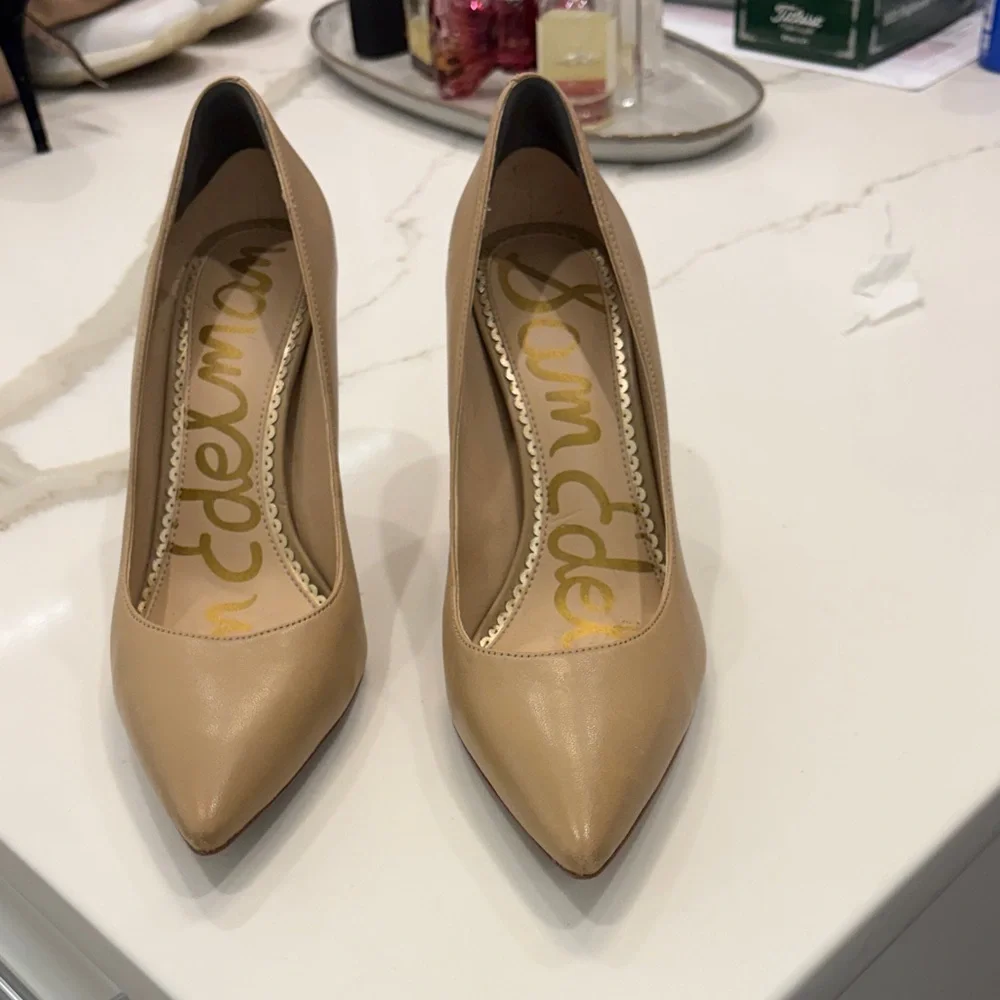 Sam Edelman Beige Pointed Toe Heels - Picture 8 of 9